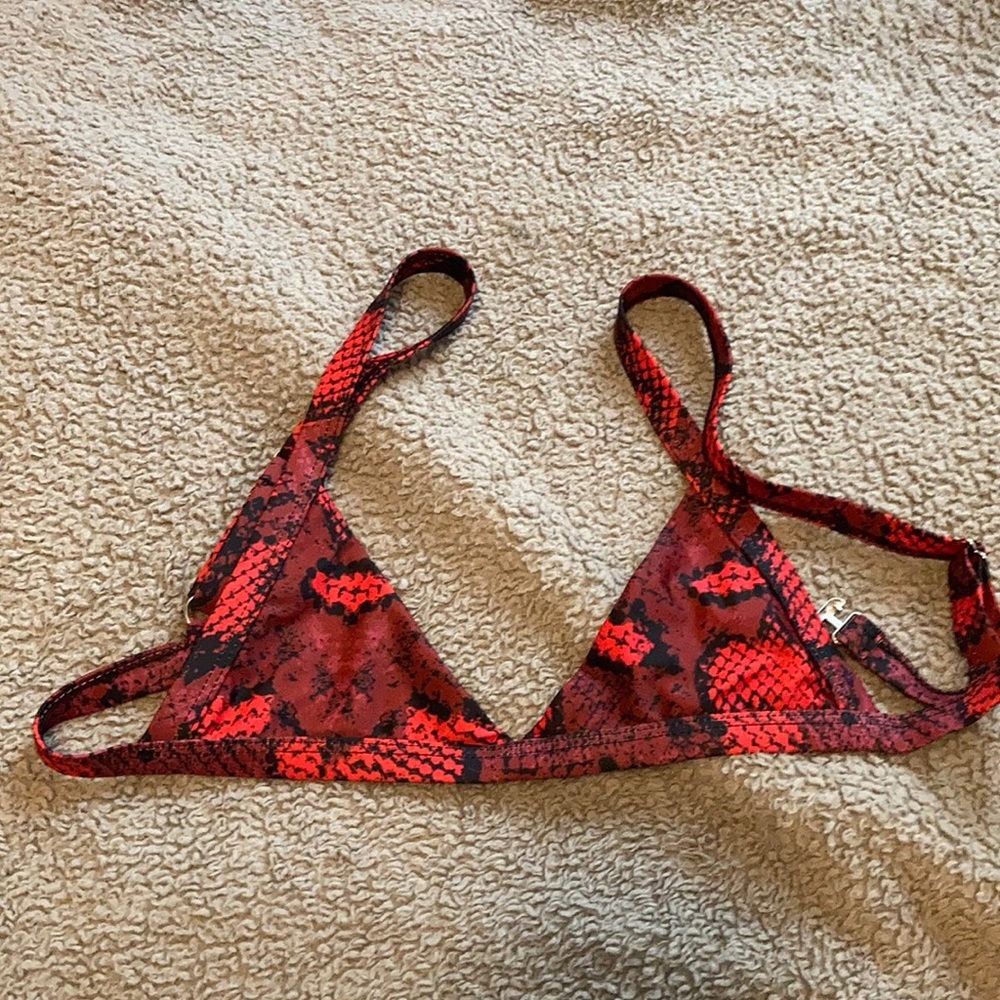 Bikini top